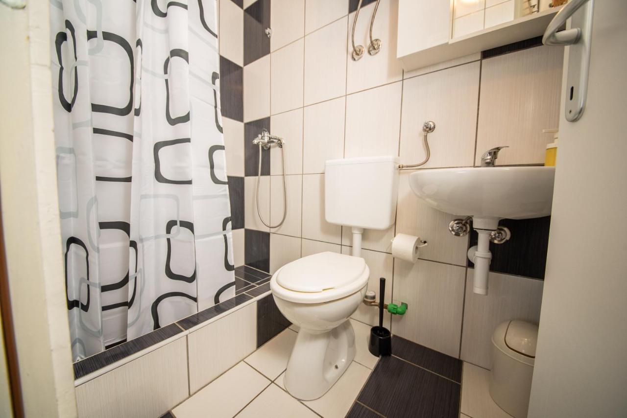 Apartmani Manita Paklenica Seline Extérieur photo