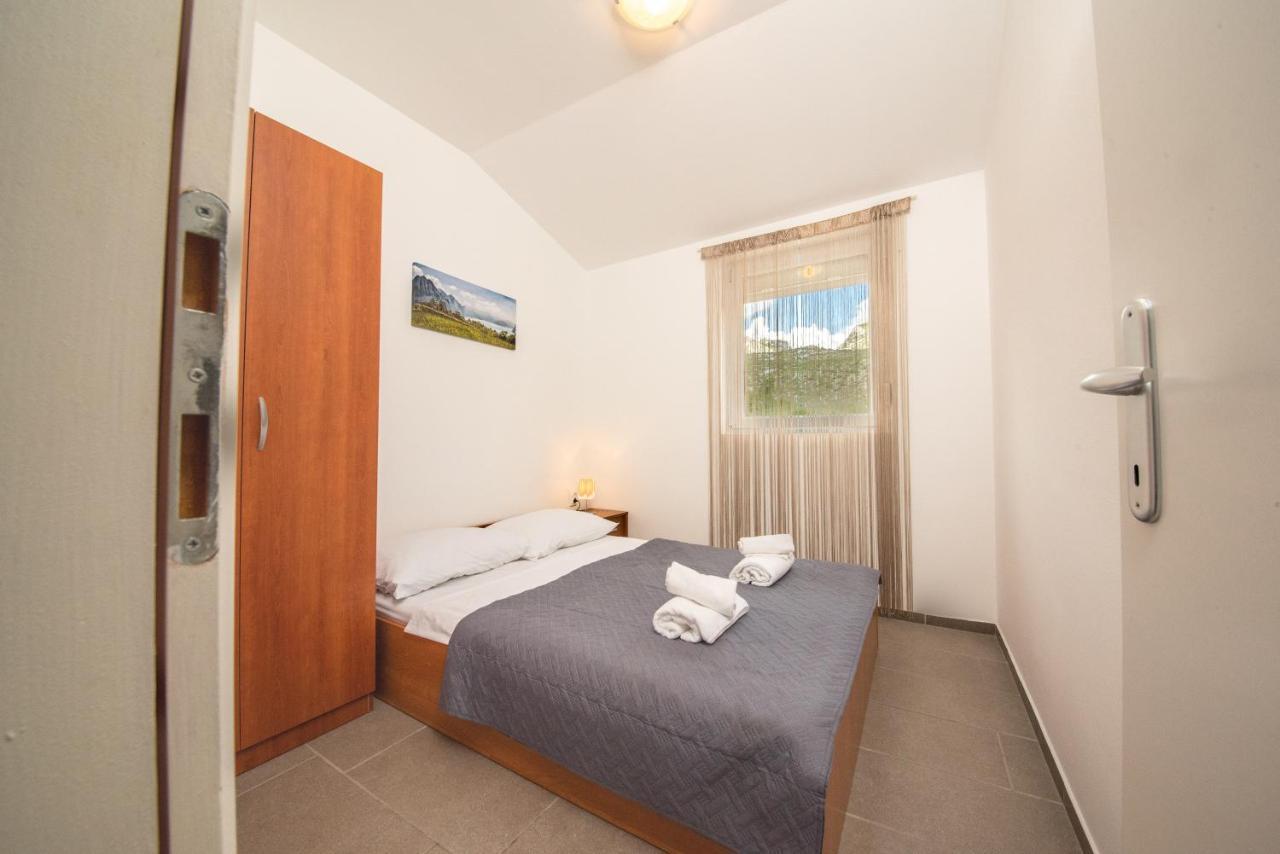 Apartmani Manita Paklenica Seline Extérieur photo